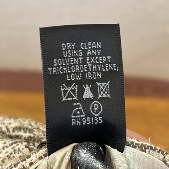 Lafayette 148 New York Womens Boucle Nude Back Split Zipper Skirt SIZE 0 - Picture 6 of 8